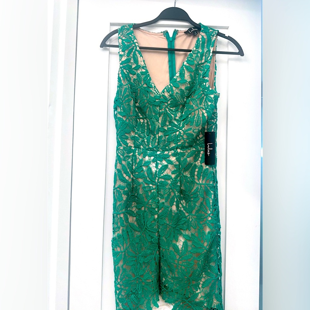 LULUS bodycon sexy Amberley Green Lace Sleeveless Dress - SMALL, NEW WITH TAGS
